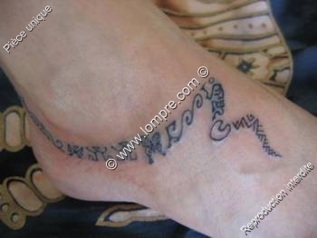 claire2-tatouage-polynesien-pied_a